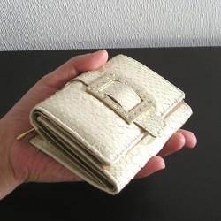 開運蛇革財布(白マット 三つ折)